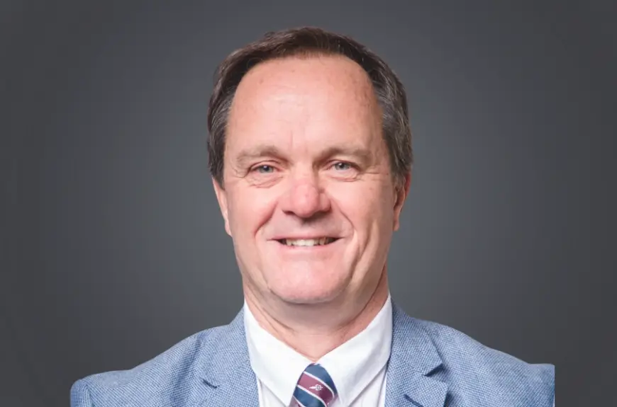 Non-Executive Mr Nigel Frost